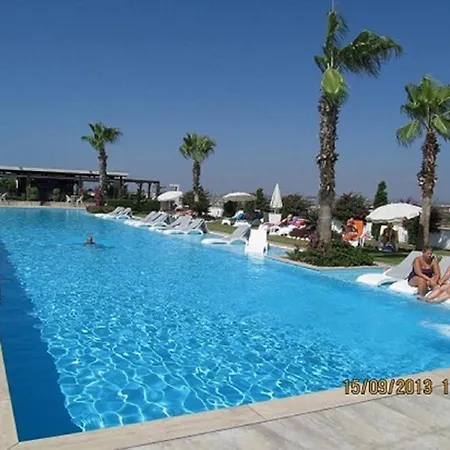 Babylon Bliss 3 Bed 3 Bath Duplex With Private Pool * Side